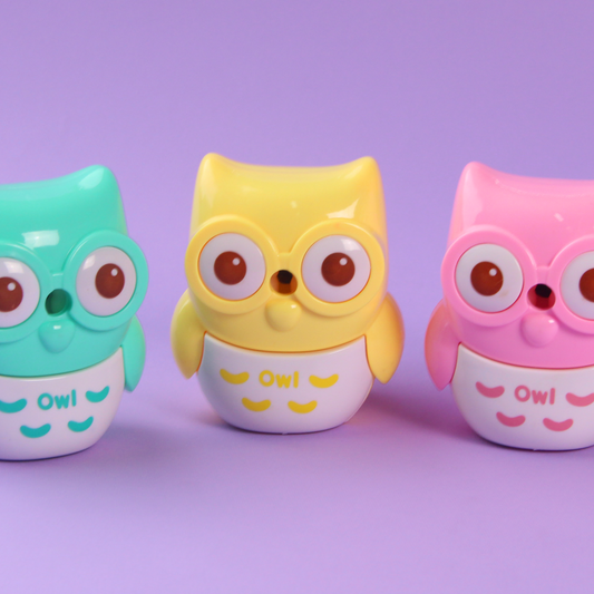 Owl manual pencil sharpener