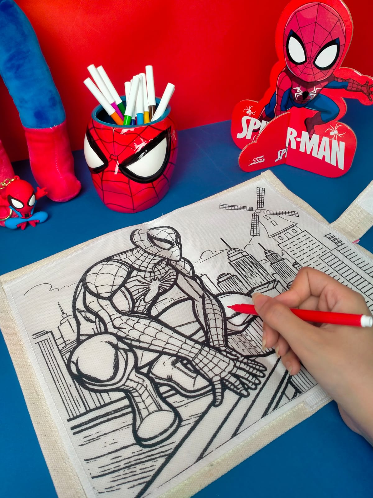 SPIDER MAN WASHABLE COLORING BOOK