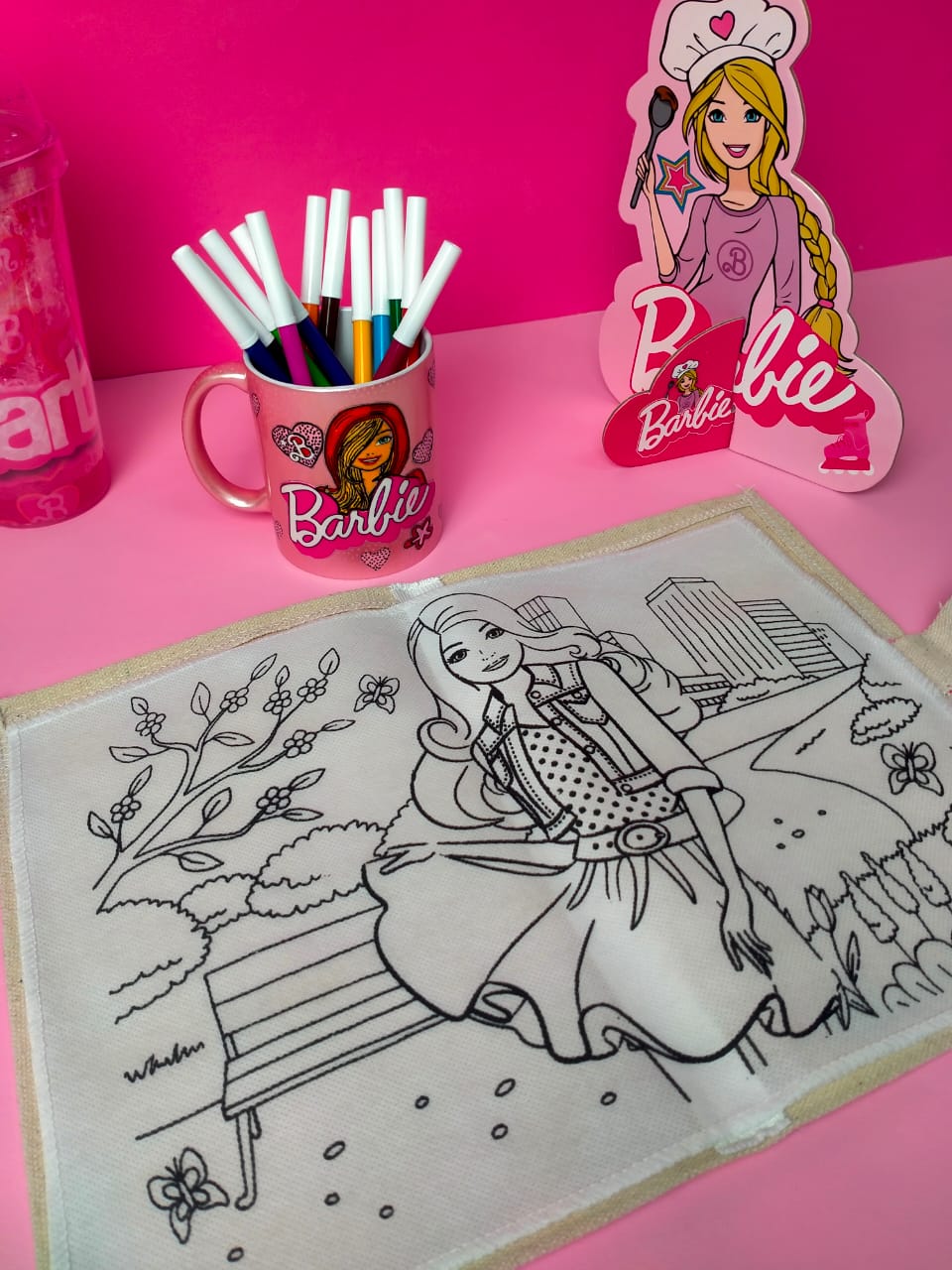 BARBIE WASHABLE COLORING BOOK