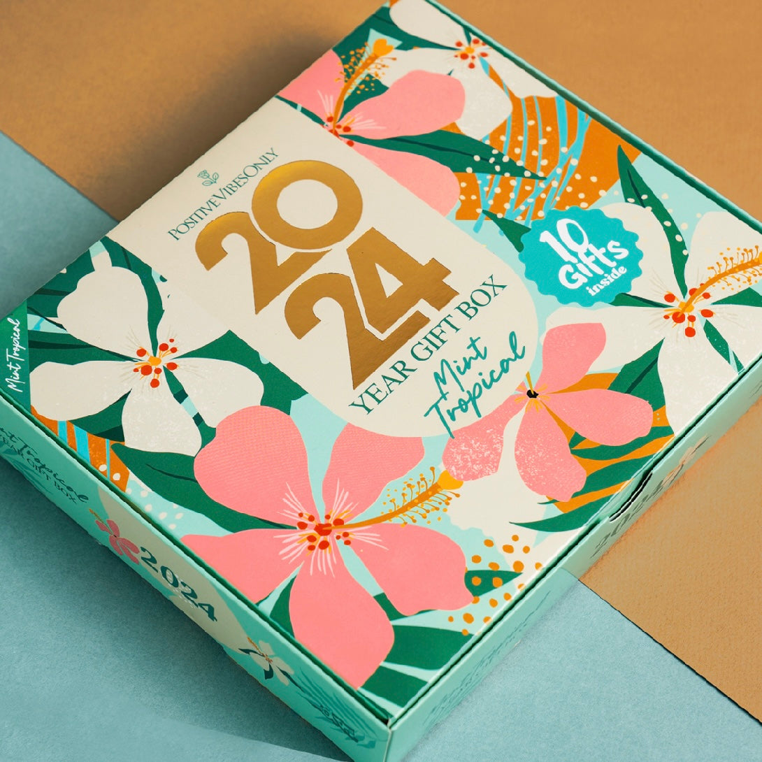 Mint Tropical Year Gift Box 2024