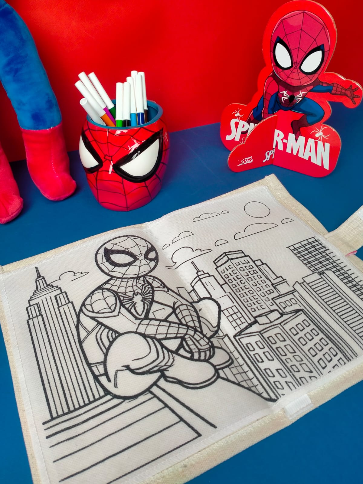 SPIDER MAN WASHABLE COLORING BOOK