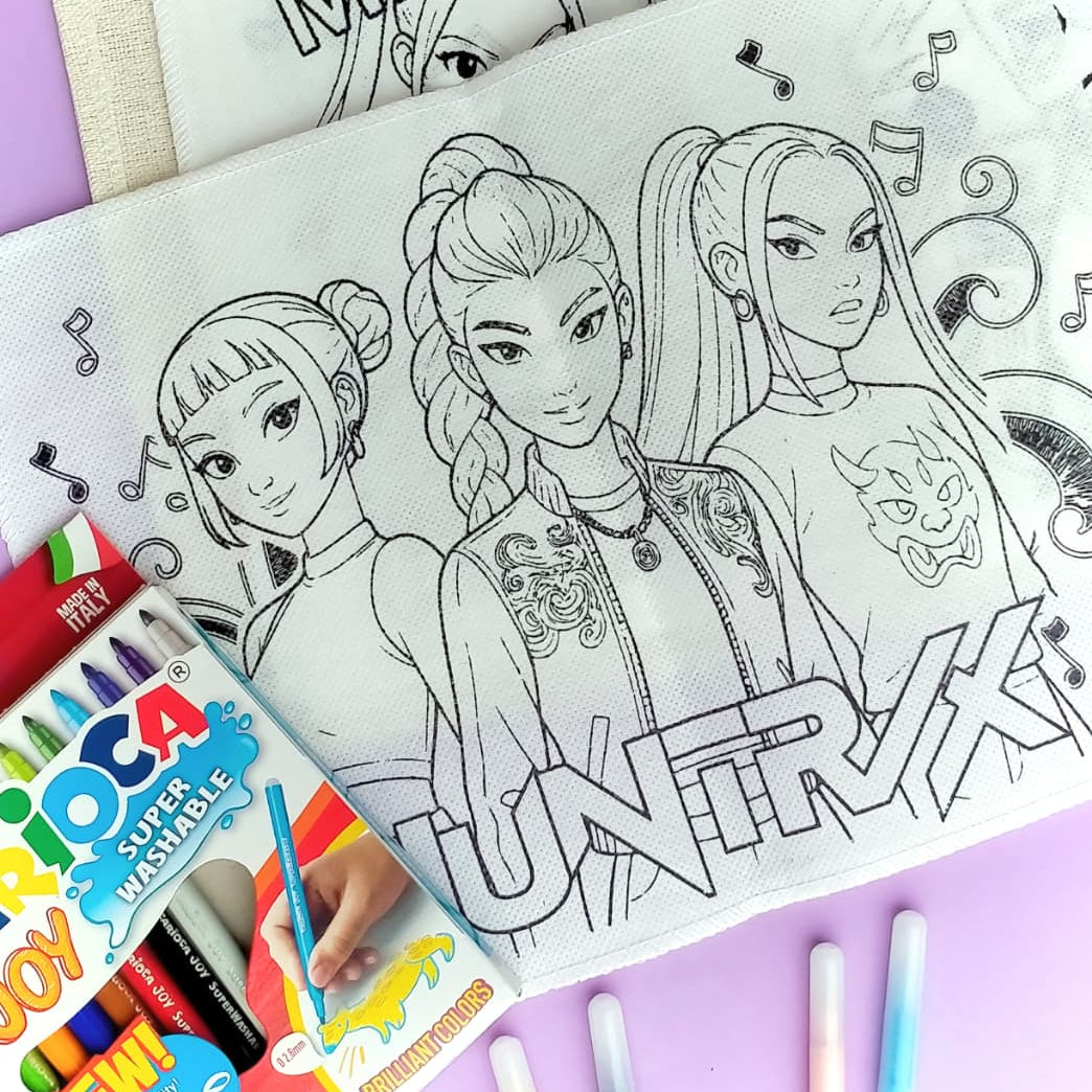 K-POP WASHABLE COLORING BOOK
